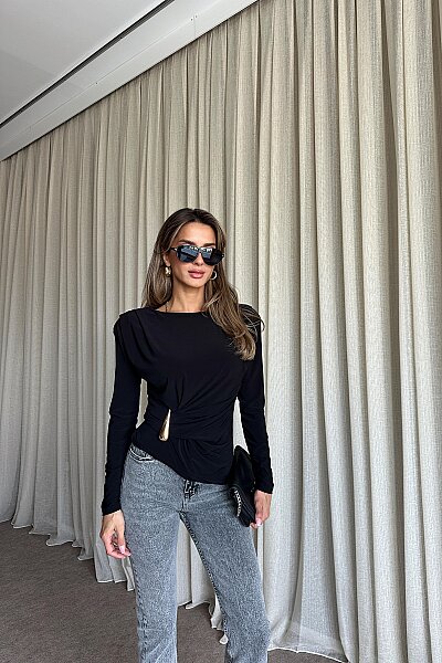 Vatkalı Aksesuar Detaylı Uzun Kollu Bluz - Siyah - MAT Collection